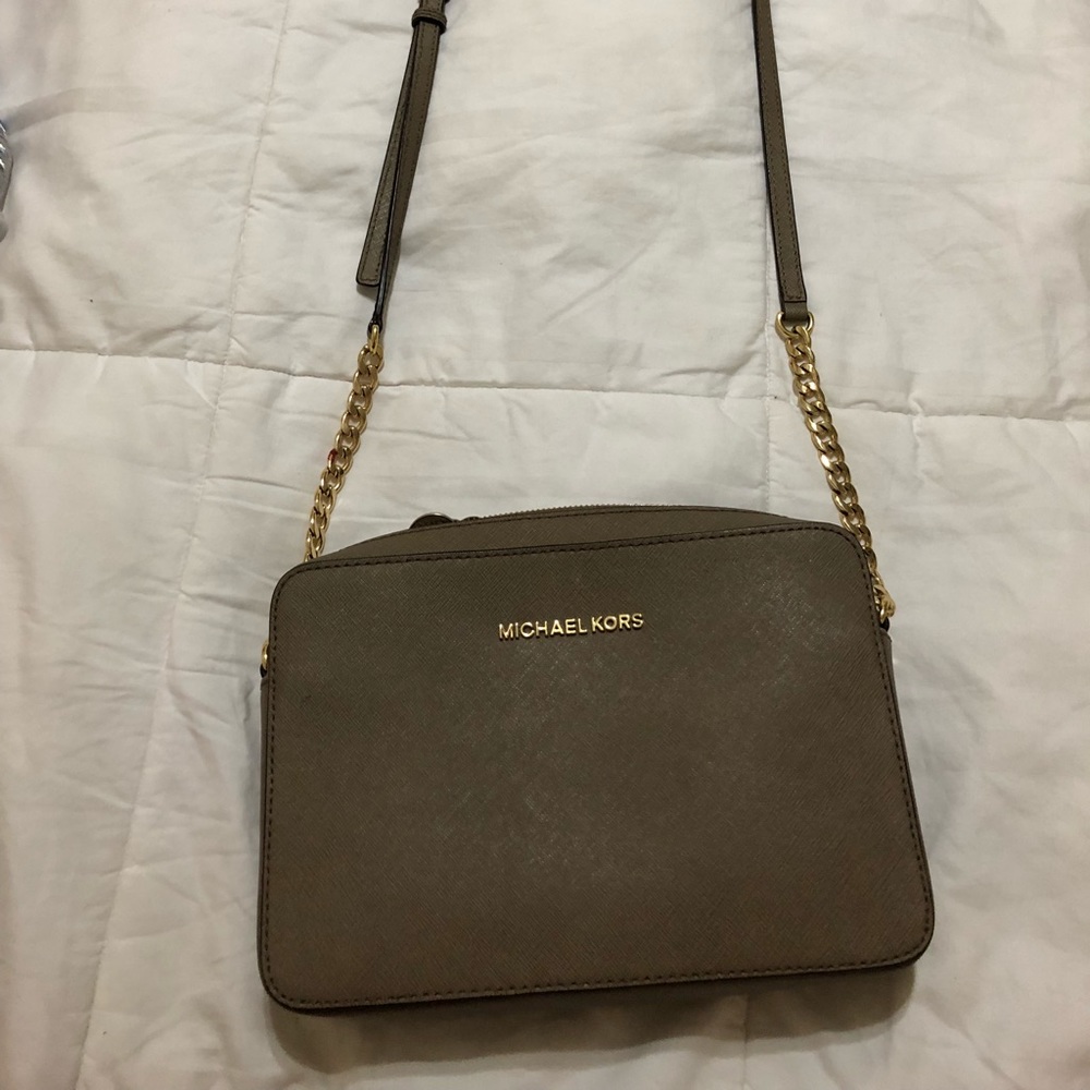 Michael Kors Jet Set Travel Large Crossbody